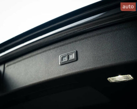 Черный Ауди Ку 5, объемом двигателя 1.98 л и пробегом 87 тыс. км за 28800 $, фото 10 на Automoto.ua