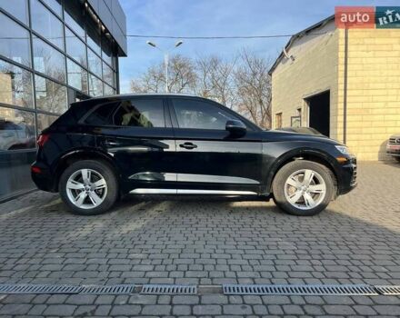 Черный Ауди Ку 5, объемом двигателя 1.98 л и пробегом 127 тыс. км за 24600 $, фото 7 на Automoto.ua