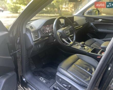 Чорний Ауді Ку 5, об'ємом двигуна 1.98 л та пробігом 198 тис. км за 25000 $, фото 6 на Automoto.ua