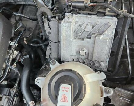 Черный Ауди Ку 5, объемом двигателя 1.98 л и пробегом 187 тыс. км за 19200 $, фото 14 на Automoto.ua