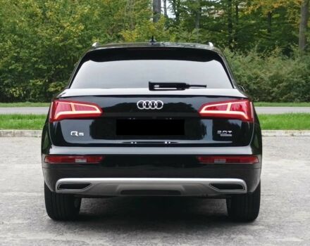 Черный Ауди Ку 5, объемом двигателя 2 л и пробегом 86 тыс. км за 16000 $, фото 5 на Automoto.ua