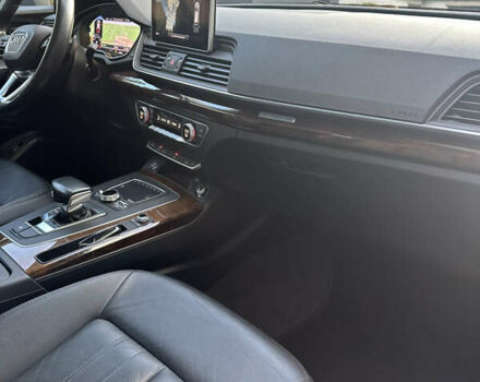 Черный Ауди Ку 5, объемом двигателя 2 л и пробегом 177 тыс. км за 27000 $, фото 36 на Automoto.ua