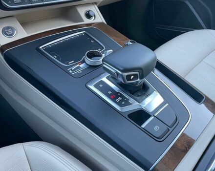 Черный Ауди Ку 5, объемом двигателя 2 л и пробегом 31 тыс. км за 14200 $, фото 7 на Automoto.ua