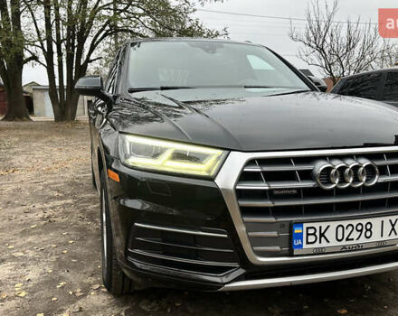 Черный Ауди Ку 5, объемом двигателя 1.98 л и пробегом 128 тыс. км за 28900 $, фото 1 на Automoto.ua