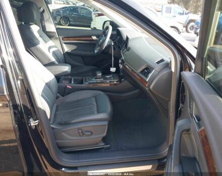 Черный Ауди Ку 5, объемом двигателя 2 л и пробегом 112 тыс. км за 6000 $, фото 3 на Automoto.ua