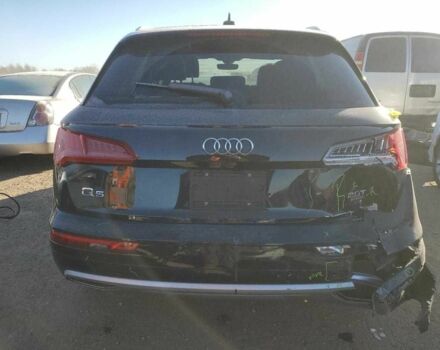 Черный Ауди Ку 5, объемом двигателя 0 л и пробегом 77 тыс. км за 5999 $, фото 5 на Automoto.ua