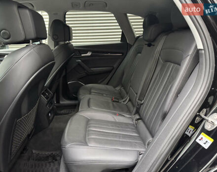 Чорний Ауді Ку 5, об'ємом двигуна 2 л та пробігом 75 тис. км за 24500 $, фото 28 на Automoto.ua