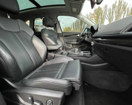 Черный Ауди Ку 5, объемом двигателя 2 л и пробегом 130 тыс. км за 28600 $, фото 12 на Automoto.ua