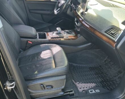 Черный Ауди Ку 5, объемом двигателя 2 л и пробегом 193 тыс. км за 23800 $, фото 11 на Automoto.ua