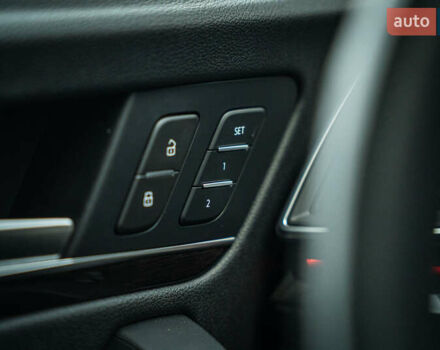 Черный Ауди Ку 5, объемом двигателя 1.98 л и пробегом 87 тыс. км за 28800 $, фото 41 на Automoto.ua