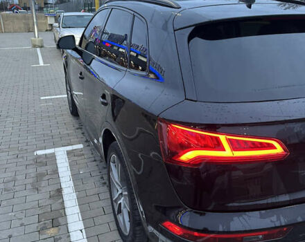 Черный Ауди Ку 5, объемом двигателя 1.98 л и пробегом 132 тыс. км за 23000 $, фото 3 на Automoto.ua