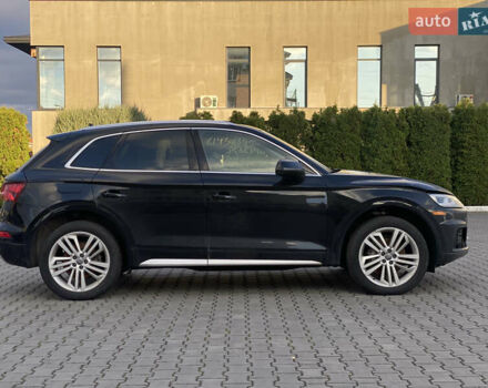 Чорний Ауді Ку 5, об'ємом двигуна 1.98 л та пробігом 147 тис. км за 18700 $, фото 1 на Automoto.ua