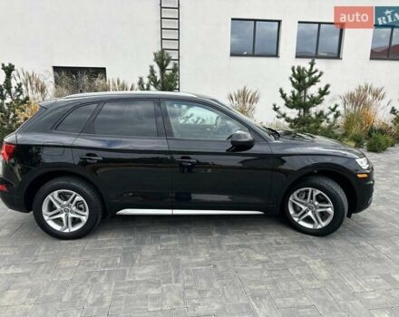 Черный Ауди Ку 5, объемом двигателя 0 л и пробегом 207 тыс. км за 18400 $, фото 6 на Automoto.ua