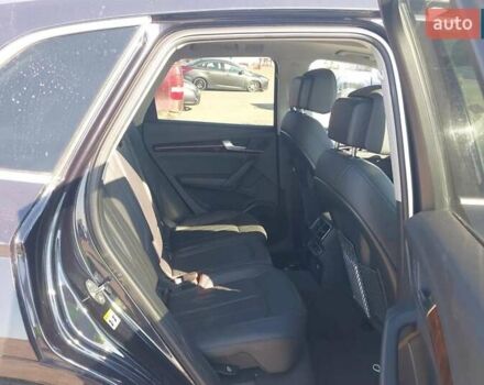 Черный Ауди Ку 5, объемом двигателя 1.98 л и пробегом 190 тыс. км за 16000 $, фото 7 на Automoto.ua