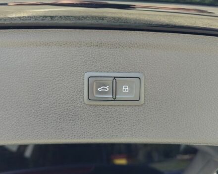 Черный Ауди Ку 5, объемом двигателя 2 л и пробегом 193 тыс. км за 23800 $, фото 18 на Automoto.ua