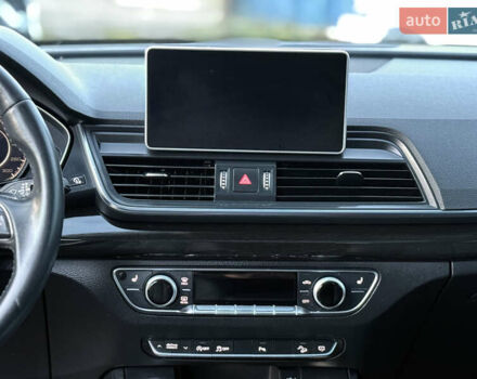 Черный Ауди Ку 5, объемом двигателя 1.98 л и пробегом 229 тыс. км за 17800 $, фото 18 на Automoto.ua