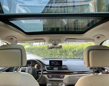Черный Ауди Ку 5, объемом двигателя 1.98 л и пробегом 135 тыс. км за 29400 $, фото 4 на Automoto.ua