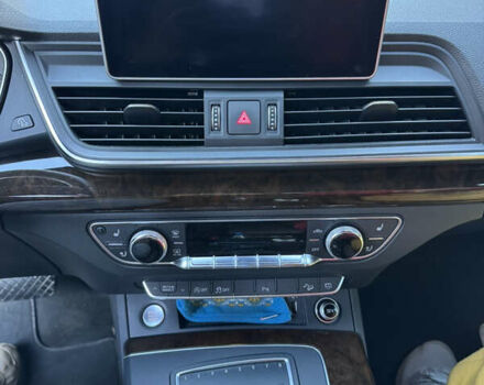 Чорний Ауді Ку 5, об'ємом двигуна 1.98 л та пробігом 81 тис. км за 29000 $, фото 9 на Automoto.ua