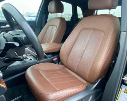 Чорний Ауді Ку 5, об'ємом двигуна 1.98 л та пробігом 266 тис. км за 20999 $, фото 10 на Automoto.ua