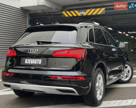 Чорний Ауді Ку 5, об'ємом двигуна 2 л та пробігом 75 тис. км за 24500 $, фото 4 на Automoto.ua