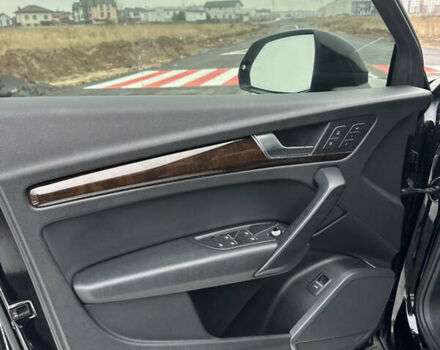 Черный Ауди Ку 5, объемом двигателя 1.98 л и пробегом 76 тыс. км за 25000 $, фото 35 на Automoto.ua