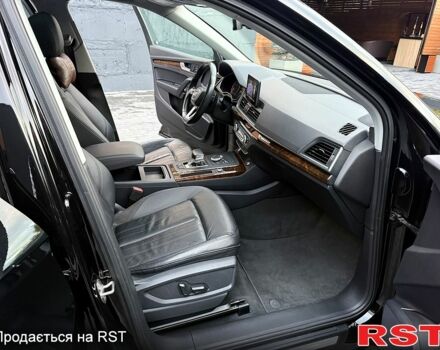 Ауди Ку 5 2018 в Киеве на Automoto.ua Черный Ауди Ку 5, объемом двигателя 2 л и пробегом 74 тыс. км за 26500 $, фото 11 на Automoto.ua