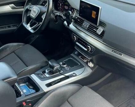 Черный Ауди Ку 5, объемом двигателя 1.97 л и пробегом 228 тыс. км за 35000 $, фото 11 на Automoto.ua