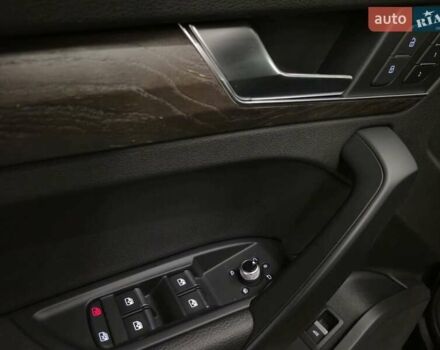 Черный Ауди Ку 5, объемом двигателя 2 л и пробегом 165 тыс. км за 26499 $, фото 6 на Automoto.ua