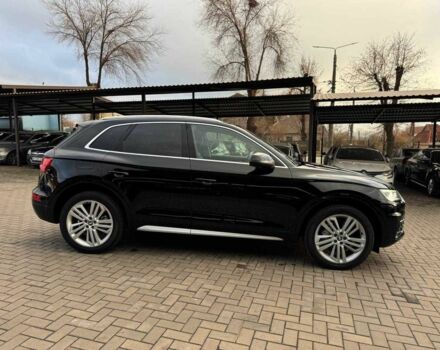 Чорний Ауді Ку 5, об'ємом двигуна 2 л та пробігом 71 тис. км за 29900 $, фото 10 на Automoto.ua