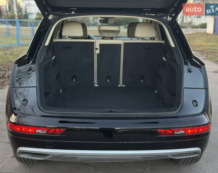 Чорний Ауді Ку 5, об'ємом двигуна 2 л та пробігом 88 тис. км за 22750 $, фото 53 на Automoto.ua