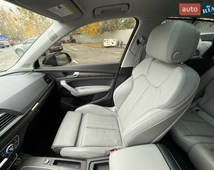 Черный Ауди Ку 5, объемом двигателя 1.98 л и пробегом 61 тыс. км за 28400 $, фото 23 на Automoto.ua