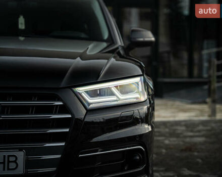 Черный Ауди Ку 5, объемом двигателя 1.98 л и пробегом 87 тыс. км за 28800 $, фото 5 на Automoto.ua