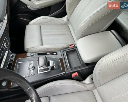 Чорний Ауді Ку 5, об'ємом двигуна 1.98 л та пробігом 195 тис. км за 22700 $, фото 12 на Automoto.ua