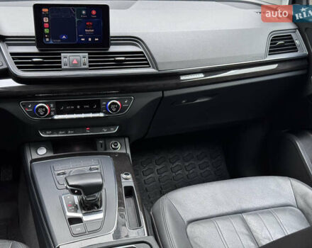 Чорний Ауді Ку 5, об'ємом двигуна 2 л та пробігом 75 тис. км за 24500 $, фото 12 на Automoto.ua