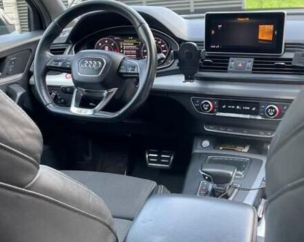 Черный Ауди Ку 5, объемом двигателя 1.97 л и пробегом 228 тыс. км за 35000 $, фото 12 на Automoto.ua