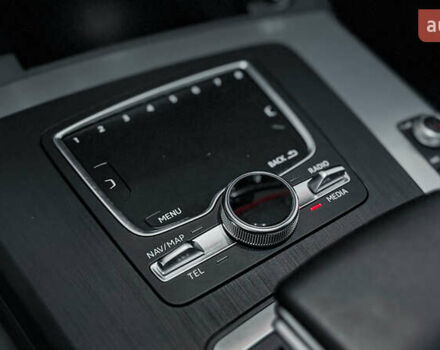 Черный Ауди Ку 5, объемом двигателя 1.98 л и пробегом 68 тыс. км за 28800 $, фото 48 на Automoto.ua