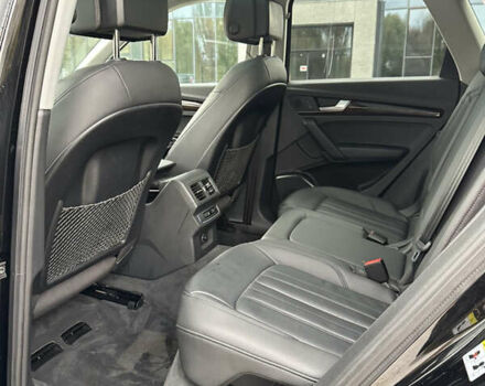 Черный Ауди Ку 5, объемом двигателя 2 л и пробегом 200 тыс. км за 19200 $, фото 8 на Automoto.ua