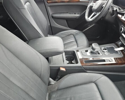 Черный Ауди Ку 5, объемом двигателя 2 л и пробегом 227 тыс. км за 20300 $, фото 9 на Automoto.ua