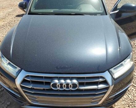 Черный Ауди Ку 5, объемом двигателя 2 л и пробегом 56 тыс. км за 11000 $, фото 3 на Automoto.ua