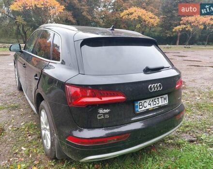 Чорний Ауді Ку 5, об'ємом двигуна 1.98 л та пробігом 83 тис. км за 28500 $, фото 8 на Automoto.ua