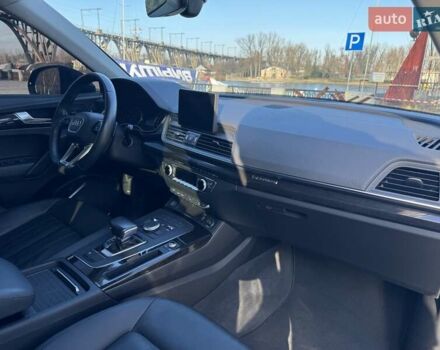 Черный Ауди Ку 5, объемом двигателя 1.98 л и пробегом 106 тыс. км за 21800 $, фото 14 на Automoto.ua