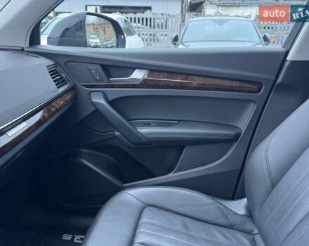 Черный Ауди Ку 5, объемом двигателя 1.98 л и пробегом 86 тыс. км за 28900 $, фото 12 на Automoto.ua