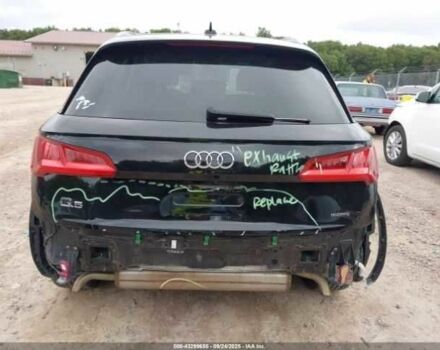 Черный Ауди Ку 5, объемом двигателя 2 л и пробегом 58 тыс. км за 7600 $, фото 5 на Automoto.ua