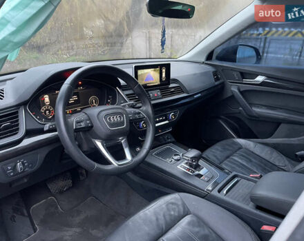 Чорний Ауді Ку 5, об'ємом двигуна 2 л та пробігом 154 тис. км за 17500 $, фото 5 на Automoto.ua