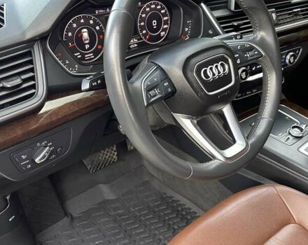 Черный Ауди Ку 5, объемом двигателя 2 л и пробегом 103 тыс. км за 26500 $, фото 28 на Automoto.ua