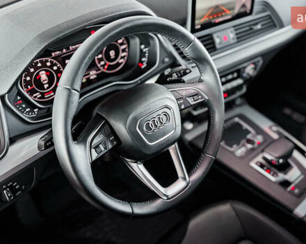 Черный Ауди Ку 5, объемом двигателя 1.98 л и пробегом 68 тыс. км за 28800 $, фото 39 на Automoto.ua