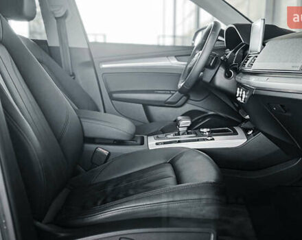 Черный Ауди Ку 5, объемом двигателя 1.98 л и пробегом 68 тыс. км за 28800 $, фото 41 на Automoto.ua