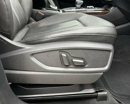 Черный Ауди Ку 5, объемом двигателя 2 л и пробегом 200 тыс. км за 19200 $, фото 10 на Automoto.ua