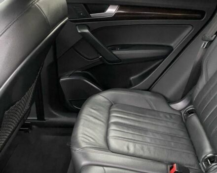 Чорний Ауді Ку 5, об'ємом двигуна 2 л та пробігом 115 тис. км за 25000 $, фото 13 на Automoto.ua