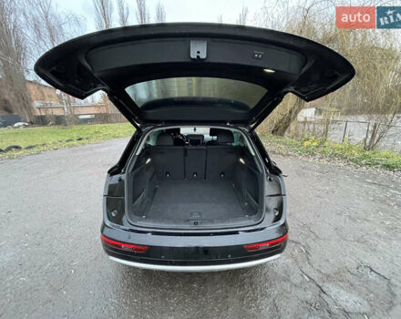 Чорний Ауді Ку 5, об'ємом двигуна 2 л та пробігом 154 тис. км за 17500 $, фото 12 на Automoto.ua